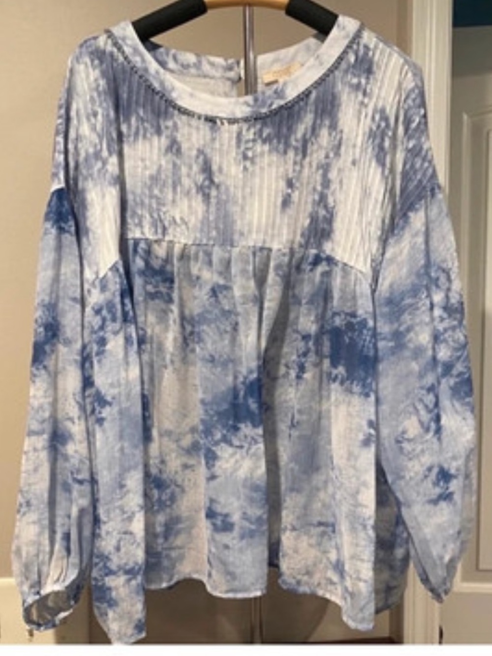 ODDY Large-Oversized Blue & White Tie-Dye Pintuck Peasant Blouse